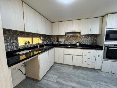 Casa de 3 alcobas en venta en La Doctora, Sabaneta, 168 m² · foto 18 de 20