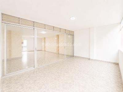 Apartamento de 4 alcobas en venta en Parque, Envigado, 159 m² · foto 4 de 20