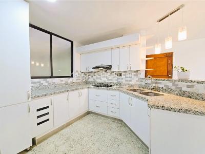 Apartamento de 4 alcobas en venta en Parque, Envigado, 159 m² · foto 7 de 20