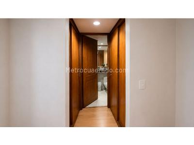 Apartamento de 2 alcobas en venta en Jardines, Envigado, 74 m² · foto 7 de 19