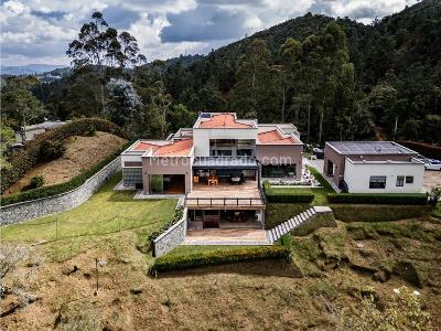 Casa de 5 alcobas en venta en El Escobero, Envigado · foto 8 de 20