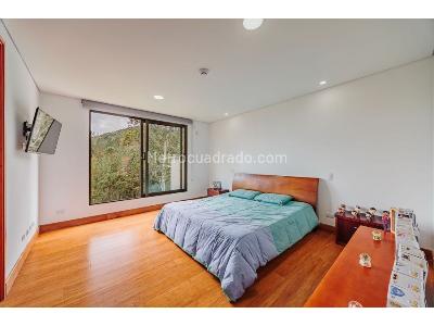 Casa de 5 alcobas en venta en El Escobero, Envigado · foto 15 de 20