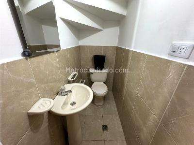 Casa de 5 alcobas en venta en Belen La Palma, Medellín, 250 m² · foto 6 de 20