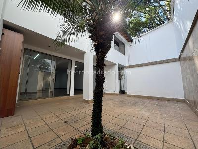 Casa de 5 alcobas en venta en Belen La Palma, Medellín, 250 m² · foto 11 de 20