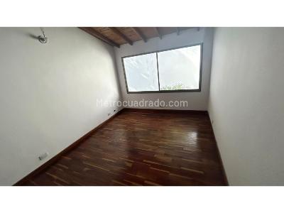 Casa de 5 alcobas en venta en Belen La Palma, Medellín, 250 m² · foto 19 de 20