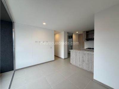 Apartamento de 3 alcobas en venta en Parque De Las Chimeneas, Itagüí, 63 m² · foto 5 de 20