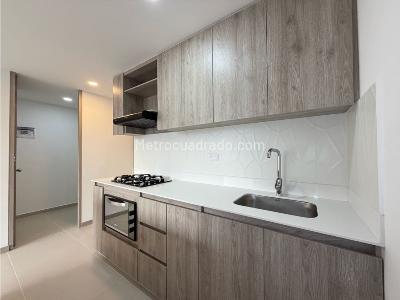 Apartamento de 3 alcobas en venta en Parque De Las Chimeneas, Itagüí, 63 m² · foto 7 de 20