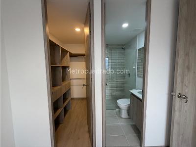 Apartamento de 3 alcobas en venta en Parque De Las Chimeneas, Itagüí, 63 m² · foto 19 de 20