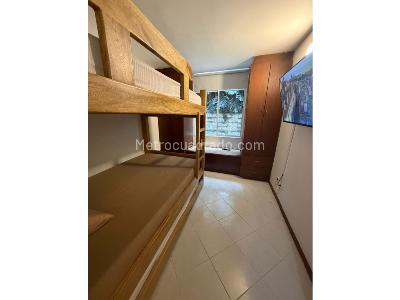 Apartamento de 3 alcobas en venta en El Poblado, Medellín, 73 m² · foto 8 de 16
