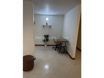 Apartamento de 3 alcobas en venta en El Poblado, Medellín, 73 m² · foto 12 de 16