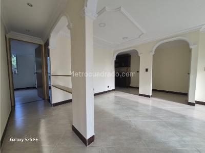 Apartamento de 3 alcobas en venta en Milan Vallejuelos, Envigado, 84 m² · foto 4 de 20