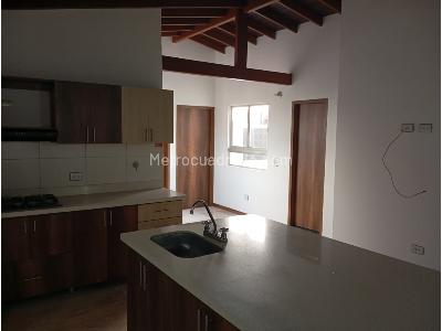 Apartamento de 3 alcobas en venta en San Joaquin, Sabaneta, 93 m² · foto 3 de 16