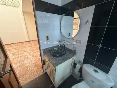 Casa en venta en Los Naranjos, Itagüí · foto 6 de 20