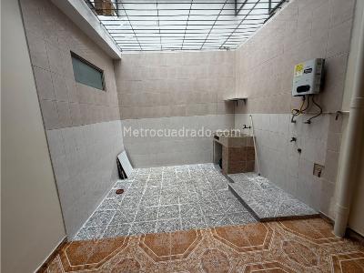 Casa en venta en Los Naranjos, Itagüí · foto 7 de 20