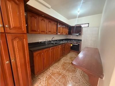 Casa en venta en Los Naranjos, Itagüí · foto 8 de 20