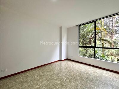 Apartamento de 2 alcobas en venta en El Tesoro, Medellín, 80 m² · foto 7 de 20