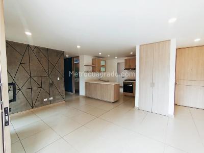 Apartamento de 2 alcobas en venta en San Jose, Sabaneta, 98 m² · foto 4 de 20
