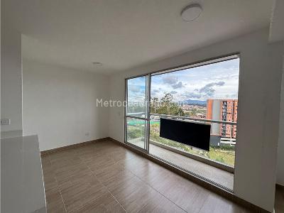 Apartamento de 2 alcobas en venta en Fontibon, Rionegro, 60 m² · foto 3 de 13