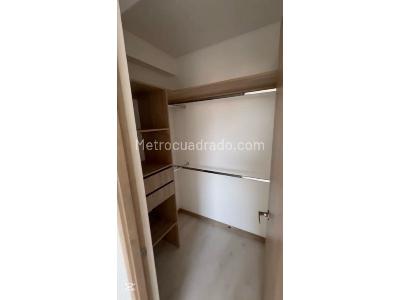 Apartamento en venta en Parque, Itagüí · foto 9 de 14