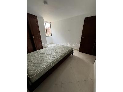 Apartamento de 4 alcobas en venta en Laureles, Medellín, 126 m² · foto 12 de 19