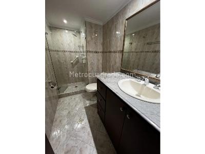 Apartamento de 4 alcobas en venta en Laureles, Medellín, 126 m² · foto 19 de 19