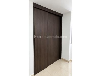 Apartamento de 2 alcobas en venta en San Antonio De Pereira, Rionegro, 73 m² · foto 5 de 9
