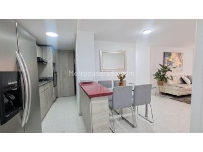 Apartamento de 2 alcobas en venta en Loma Del Indio, Medellín, 78 m² · foto 4 de 9