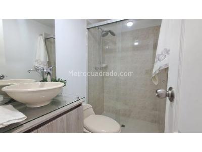 Apartamento de 2 alcobas en venta en Loma Del Indio, Medellín, 78 m² · foto 9 de 9