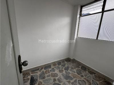 Apartamento de 4 alcobas en venta en Simon Bolivar, Medellín, 130 m² · foto 10 de 20