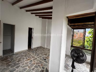 Apartamento de 4 alcobas en venta en Simon Bolivar, Medellín, 130 m² · foto 14 de 20