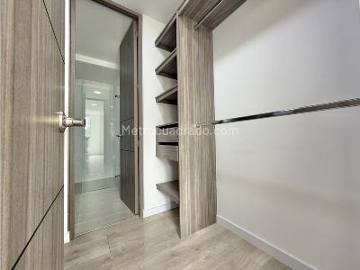Apartamento de 2 alcobas en venta en Inmaculada, Envigado, 89 m² · foto 10 de 11