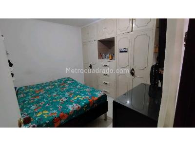 Casa de 4 alcobas en venta en Buenos Aires, Medellín, 130 m² · foto 9 de 18