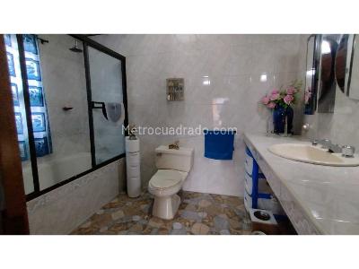 Casa de 4 alcobas en venta en Buenos Aires, Medellín, 130 m² · foto 13 de 18