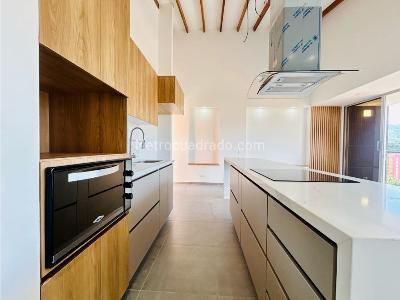 Apartamento de 3 alcobas en venta en Belen Alameda, Medellín, 85 m² · foto 4 de 17