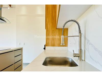 Apartamento de 3 alcobas en venta en Belen Alameda, Medellín, 85 m² · foto 5 de 17