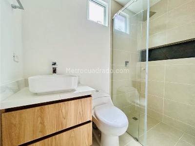 Apartamento de 3 alcobas en venta en Belen Alameda, Medellín, 85 m² · foto 6 de 17