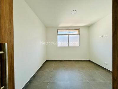 Apartamento de 3 alcobas en venta en Belen Alameda, Medellín, 85 m² · foto 14 de 17