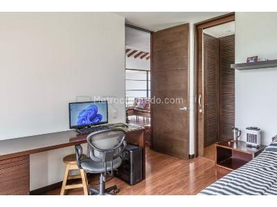 Casa de 3 alcobas en venta en Las Lomitas, Sabaneta, 1392 m² · foto 15 de 20