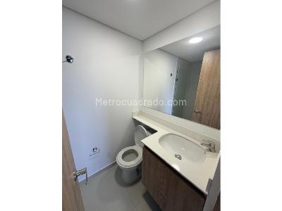 Apartamento en venta en Parque, Itagüí · foto 8 de 11