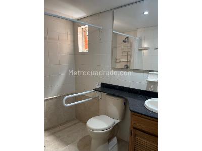 Apartamento de 3 alcobas en venta en Laureles, Medellín, 139 m² · foto 7 de 20