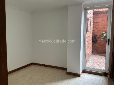 Apartamento de 3 alcobas en venta en Laureles, Medellín, 139 m² · foto 8 de 20