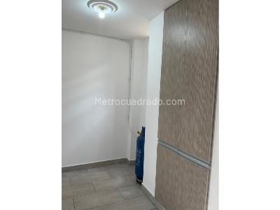Apartamento de 3 alcobas en venta en Laureles, Medellín, 139 m² · foto 16 de 20