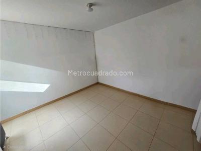 Apartamento de 3 alcobas en venta en Loma De San Jose, Sabaneta, 91 m² · foto 8 de 20