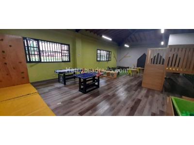 Apartamento de 3 alcobas en venta en Loma De San Jose, Sabaneta, 91 m² · foto 13 de 20