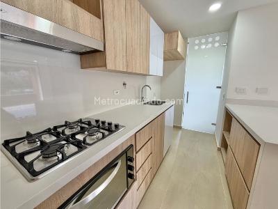 Apartamento en venta en Camino Verde, Envigado · foto 3 de 16