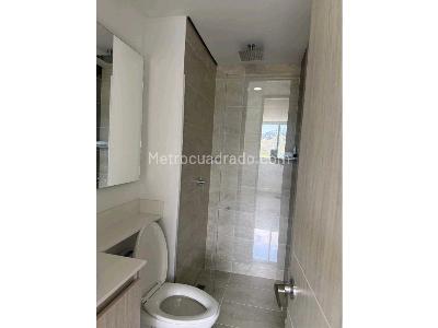 Apartamento de 3 alcobas en arriendo en Las Lomitas, Sabaneta, 80 m² · foto 11 de 13