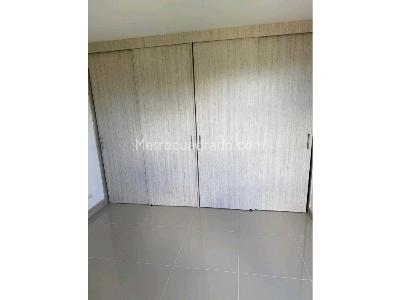 Apartamento de 3 alcobas en arriendo en Las Lomitas, Sabaneta, 80 m² · foto 12 de 13