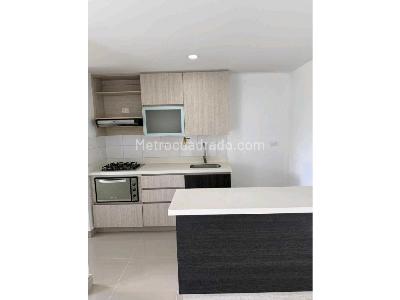 Apartamento de 3 alcobas en arriendo en Las Lomitas, Sabaneta, 80 m² · foto 3 de 13