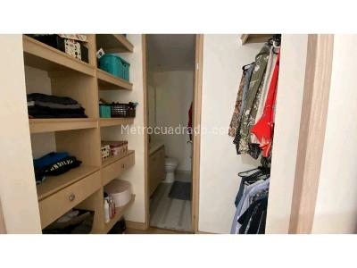 Apartamento de 3 alcobas en venta en Loma De San Jose, Sabaneta, 89 m² · foto 7 de 18