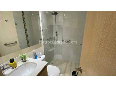 Apartamento de 3 alcobas en venta en Loma De San Jose, Sabaneta, 89 m² · foto 8 de 18